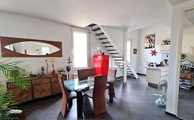 Chambre Confortable En Appartement Partage